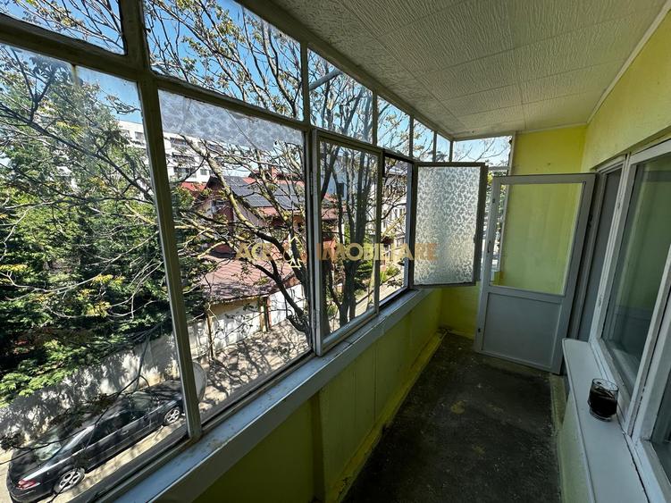 Garsoniera de vanzare | Virtutii | Metrou | Necesita renovare | balcon