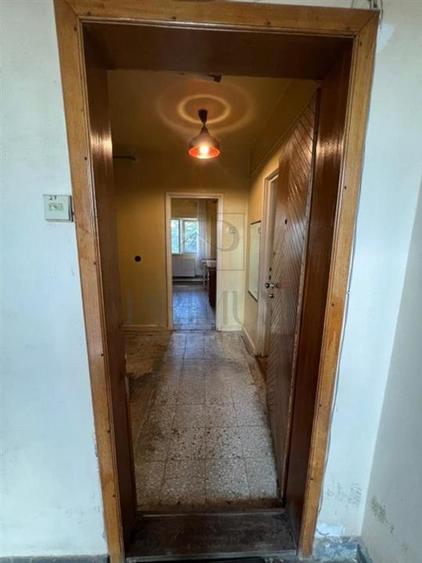 Olimpia - 2 Camere - Centrala proprie - Etaj intermediar cu LIFT - Bloc izolat -