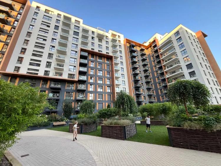 Parcului 20 - 1 Mai | 2 Camere | Terasa | Parcare Extra | Metrou