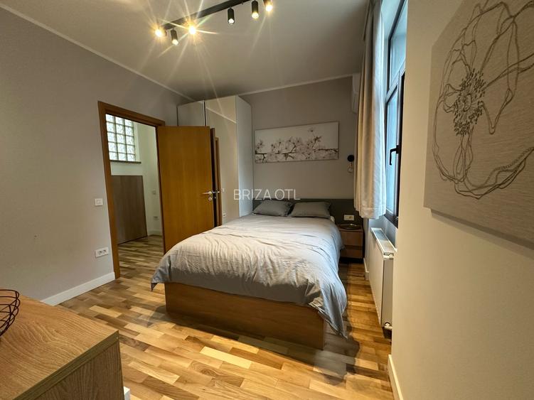 Amazing huge 3-room apartment in the University Square area