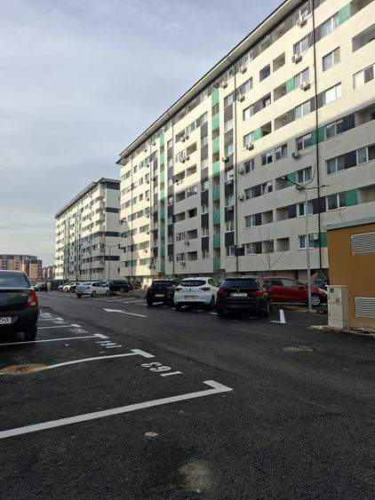 VANZARE 3 CAMERE
