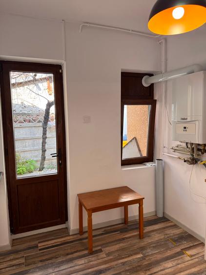 Corp casa pretabila firma/birouri zona Mosilor-Eminescu