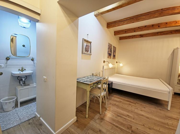 0% Comision Casa cu 2 apartamente,mobilate la cheie, Horea zona Urania