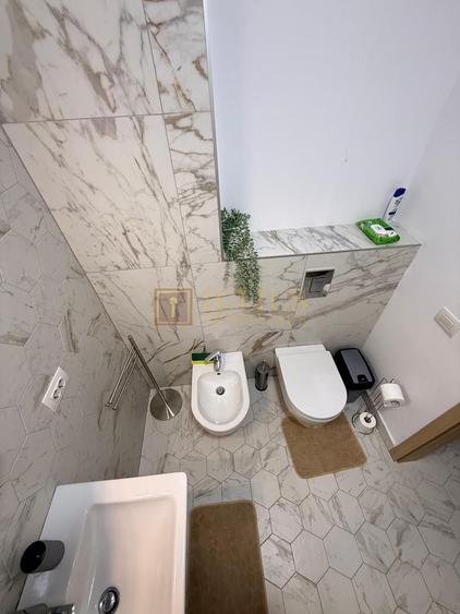ISHO| 2 camere| parcare subterana| langa malul Bega| balcon| lift| etaj 9