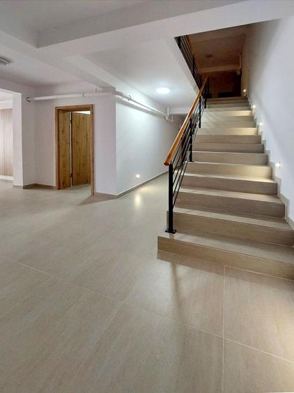 3 Camere, Modern, complet finisat + terasă