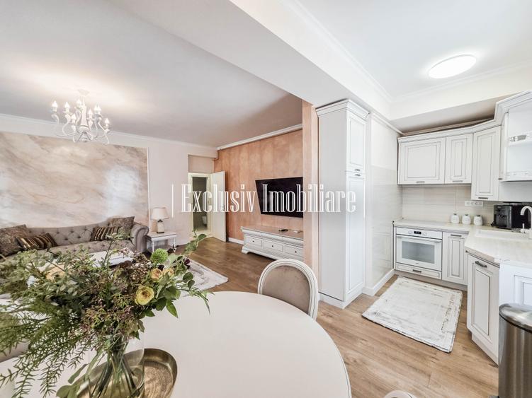 "Marea la Picioare" - Apartament Premium cu Vedere Frontala din Toate Camerele