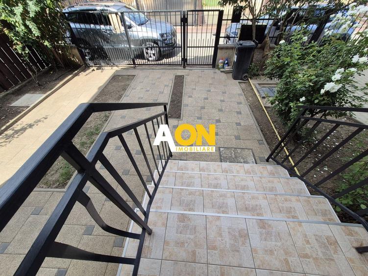 Casa duplex 3 camere, mobilat, 85 mp utili, teren 150 mp, Zona Centru
