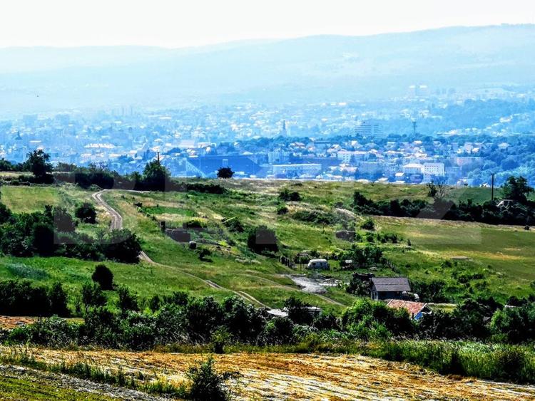 Teren extravilan, 447 mp, zona Lombului