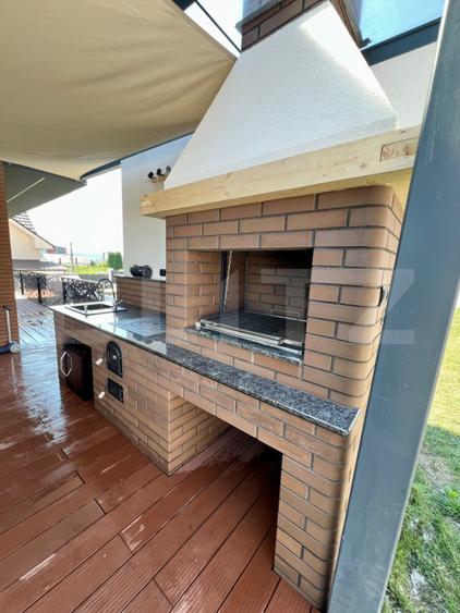 Casa de vanzare, 244 mp, strada Sfantul Stefan