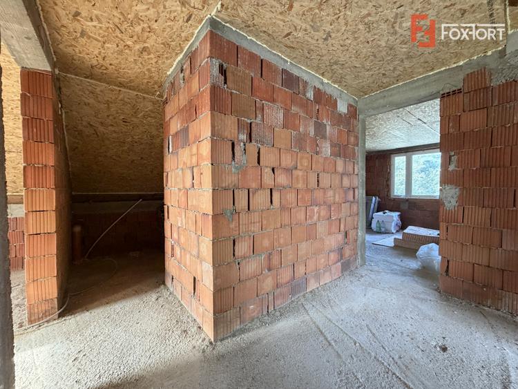 COMISION 0% Casa individuala cu 5 camere, 130 mp, P + M semifinisata
