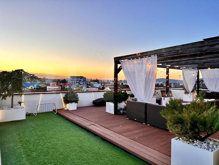 PENTHOUSE 180 MP , 250 MP TERASA,  PRIVELISTE DEOSEBITA ! - 17
