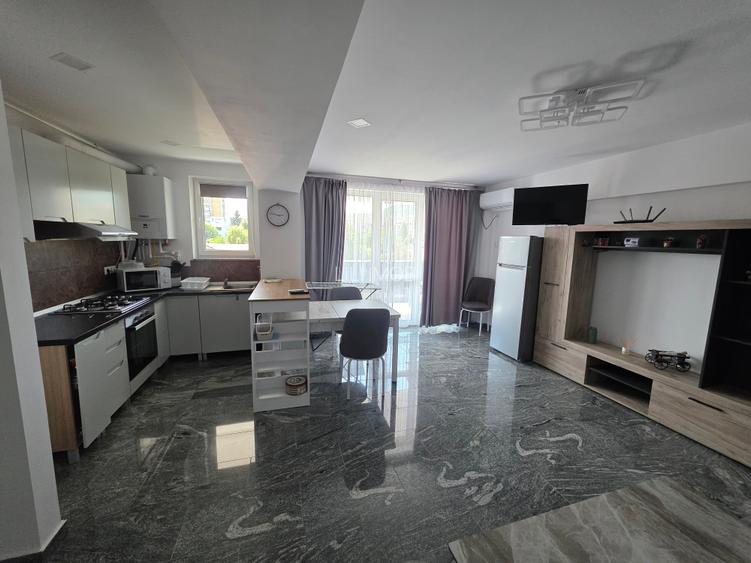 Inchiriez apartament 2 camere bloc nou - 3