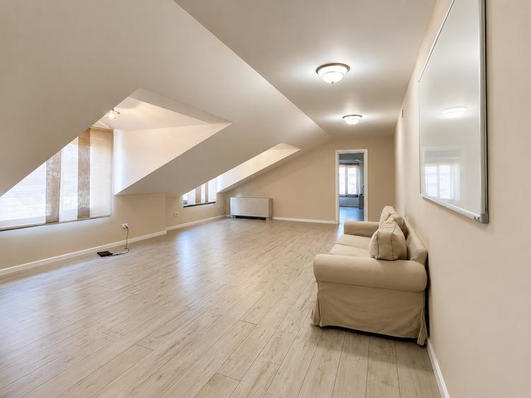 Vilă 370mp 8 Birouri | Birouri | Parc Carol | Curte Proprie | Parcare