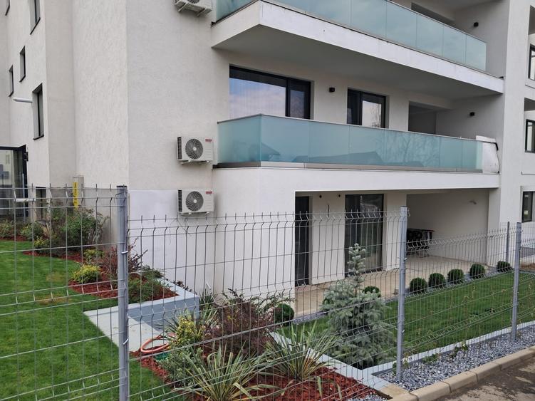 Apartment lux amenajat cu gradina proprie 3 cam Valea Lupului