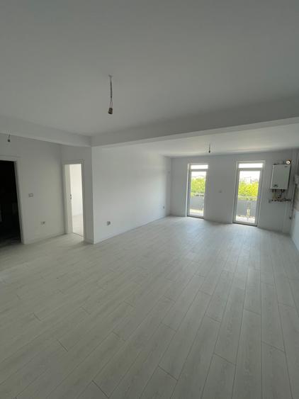 Apartament 3 camere-Loc de parcare INCLUS