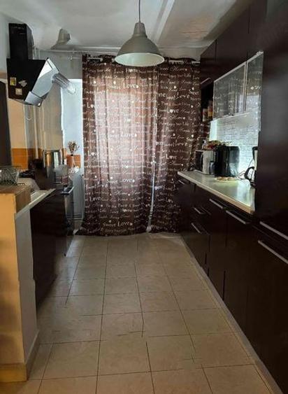 Apartament 4 Camere,Iancului,Metrou bl 1978,reabilitat,Amenajat,2 bai,centrala