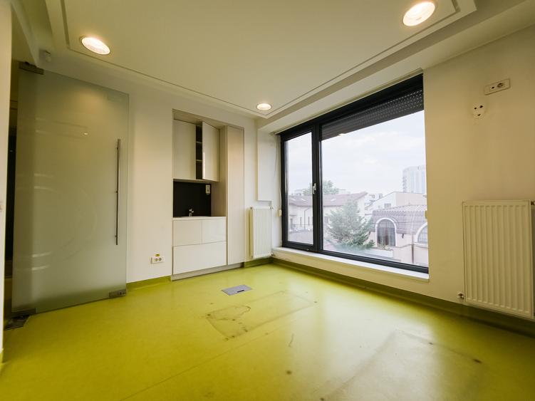 Imobil D+P+2E+M ideal clinica medicala