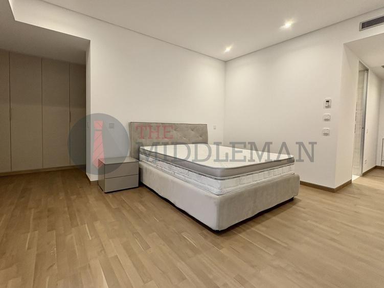 Apartament 5 camere, zona Primaverii