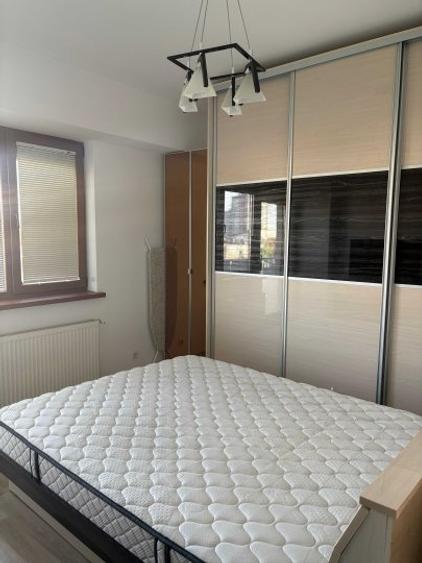Apartament 2 camere 1 mai centrala proprie