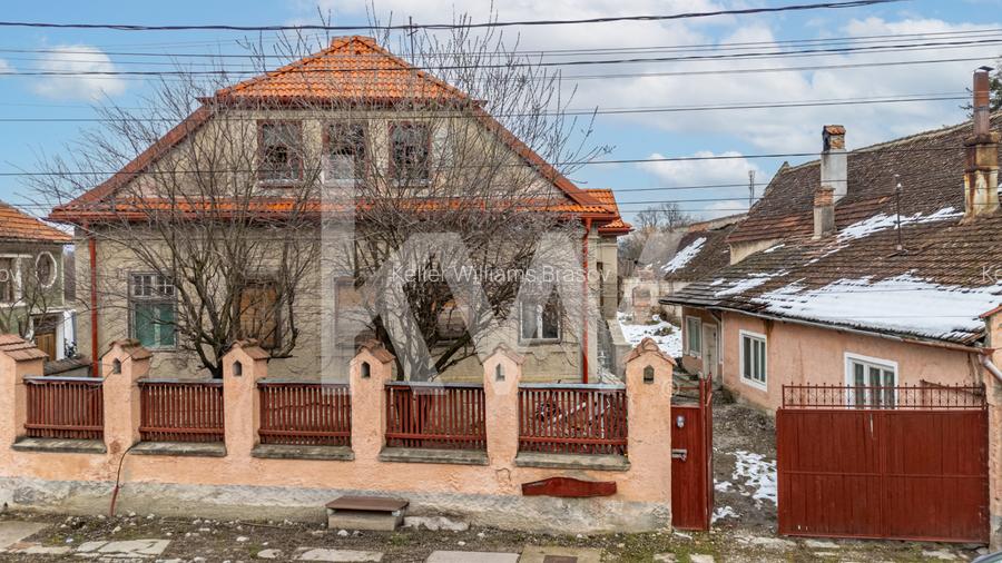 Proiect de restaurare lângă Cetatea Prejmer,  casă și teren de 5.458 mp - 6