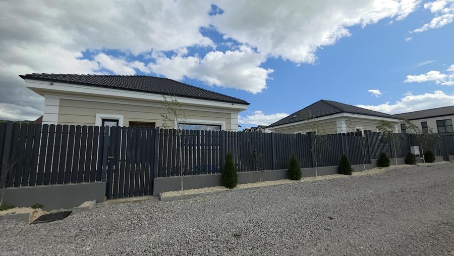 Casa individuala cu 4 camere, teren 500mp, zona Primaverii, Rasnov