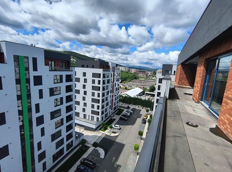 OPORTUNITATE! Penthouse, 4 camere, 114mp, LIFT, terase, 2 garaje, COLUMNA-VIVO!