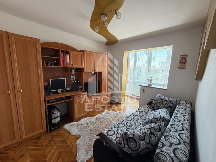 Apartament cu 3 camere de vânzare , Zona Dacia , Timisoara