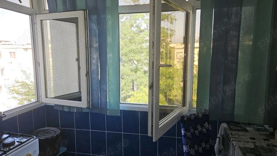 De vânzare apartament 2 camere Decomandat Zona Buzăului