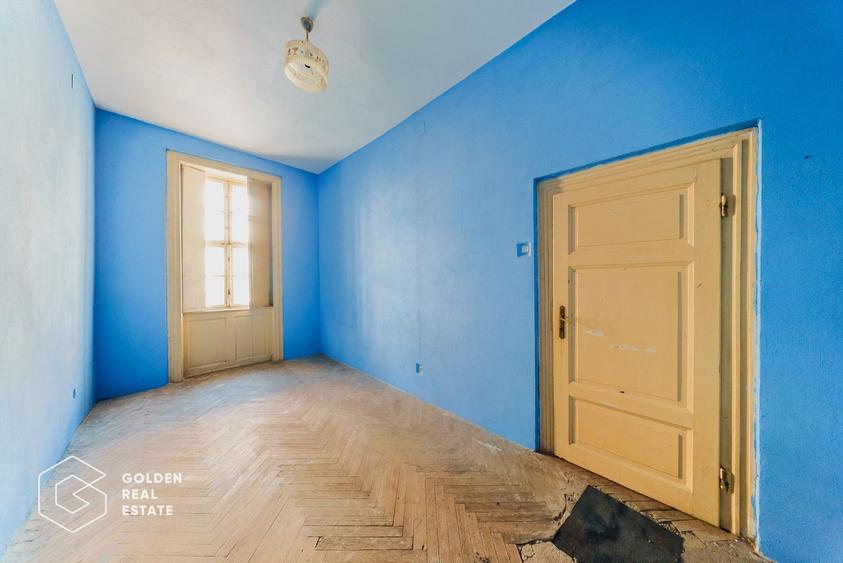 4 Camere la casă, 215mp+261mp teren, str Preparandiei