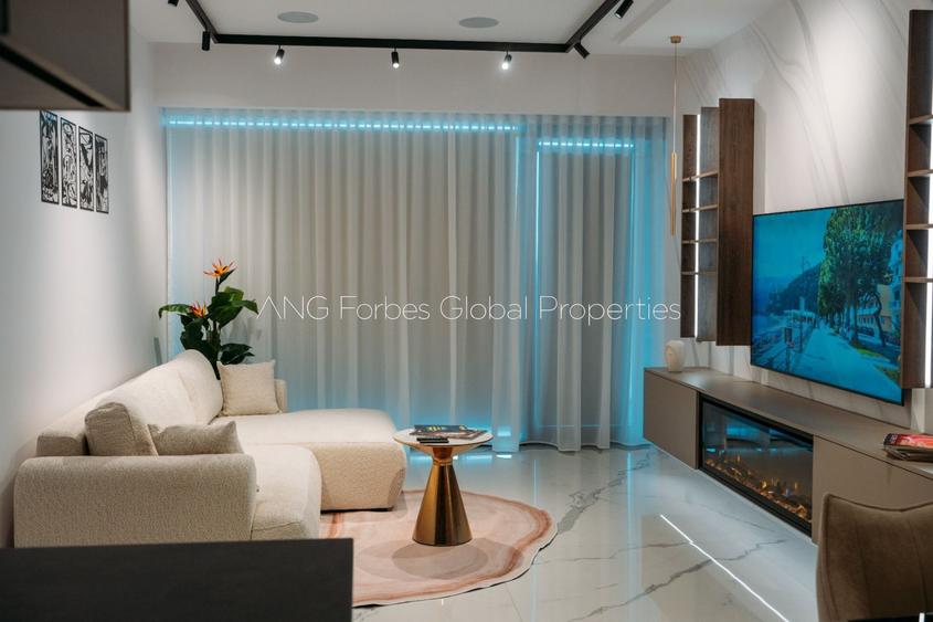 First Rent, Floreasca