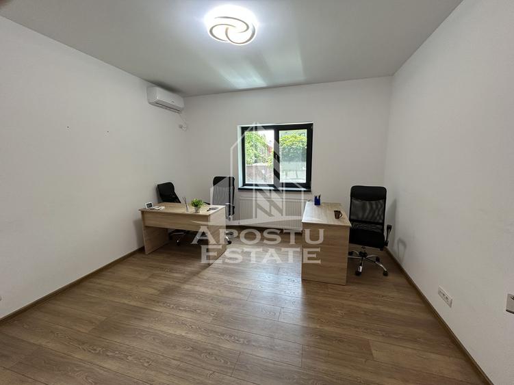 Casa pretabila birouri, 3 camere, Zona Cetatii Balta Verde