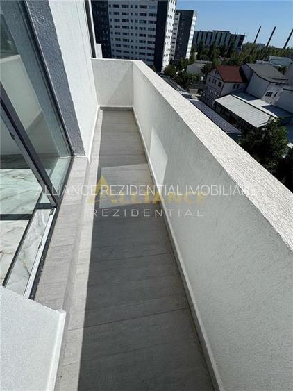 10 Minute Metrou Aparatorii Patriei - Penthouse + Parcare - Gata de Mutat - 12