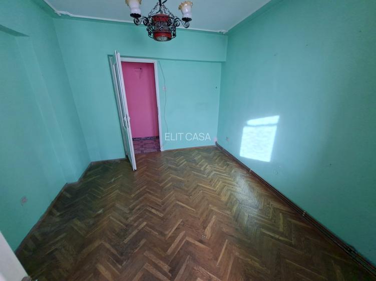 Apartament cu 2 camere decomandat, etaj 3/8, zona Dacia - 3