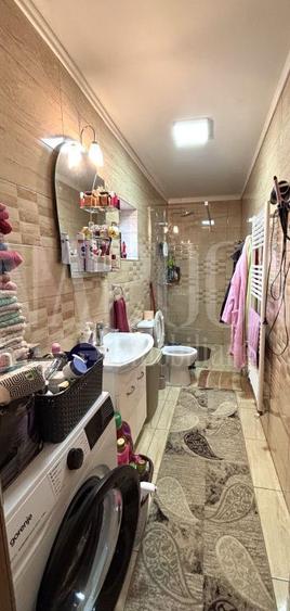 Casa 6 camere de vanzare in Apahida