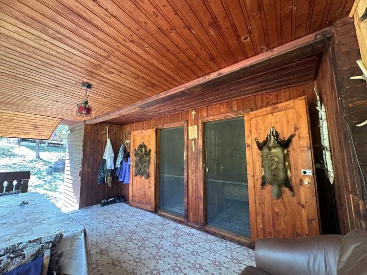 Casa de vacanta situata pe Calea Dumbravii