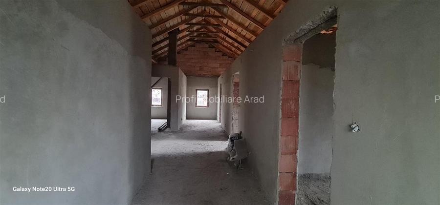 VILA PREMIUM | 240mp utili | 923mp teren | Constructie Impunatoare | Agrisul Mar - 27