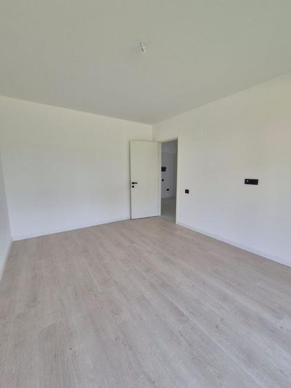 AP. 3 CAM. SPATIOS (82MP UTILI) IN BLOC P+3 / COMISION 0%!