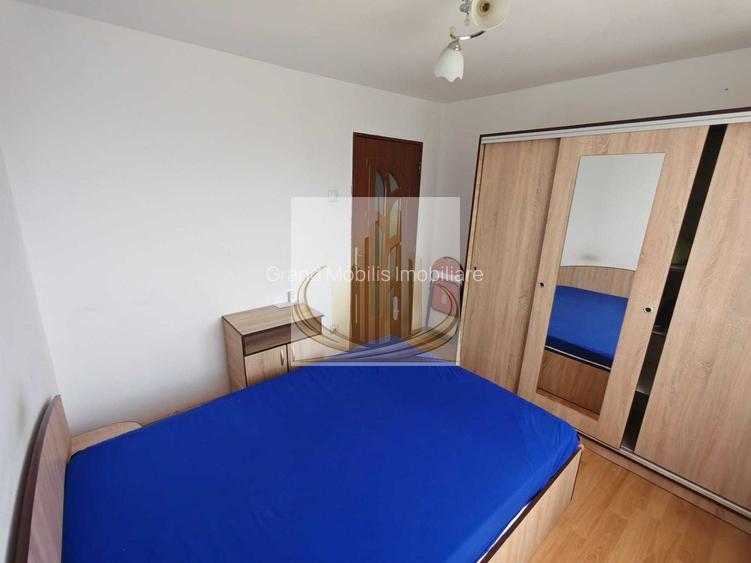 Apartament cu 2 camere, decomandat, Piata Sudului