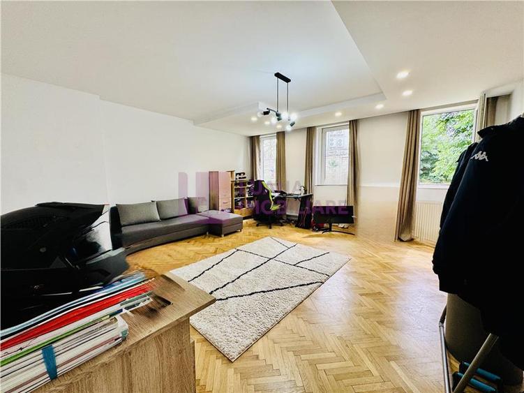 Apartament 3 camere la casa | central | Bld Victoriei | 89 mp | curte, garaj si
