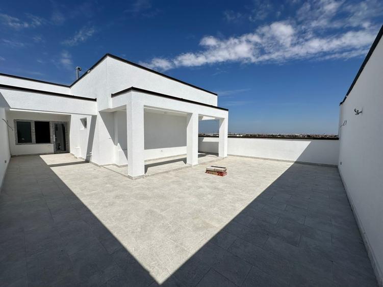 Apartament 3 camere de tip Penthouse/Duplex, Metrou Berceni