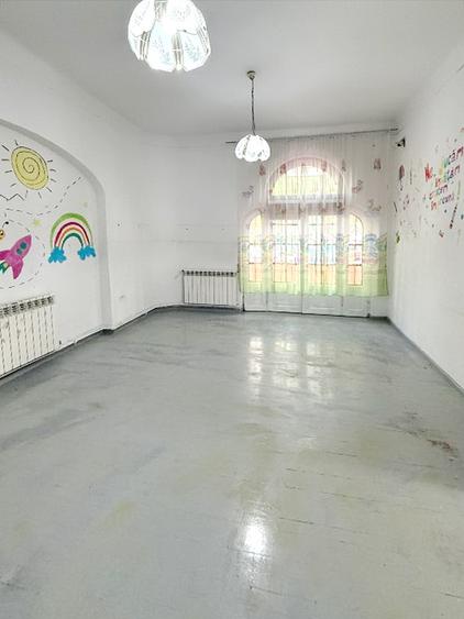 Casa de inchiriat cu teren 800 mp zona Mall VItan, ideal gradinita, after-school