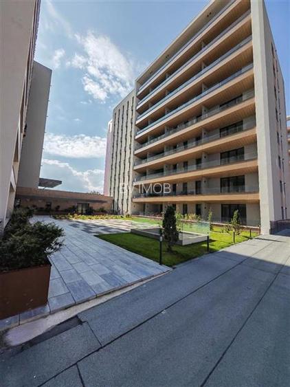 Inchiriem Apartament 3 Camere, Partial Mobilat, Open Space, Tractorul
