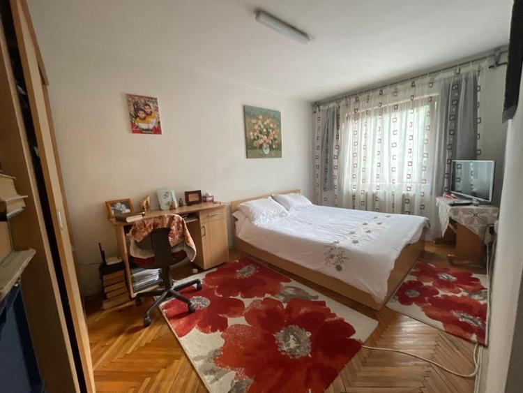 Oportunitate, REDUCERE pret Apartament de vanzare cu 3 camere, 81 mp, zona Babes
