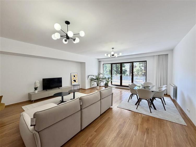 FOR RENT 4 ROOMS 200 SQM 3 PARKING