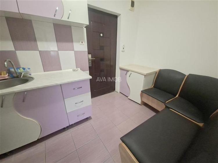 Garsoniera renovata, mobilata si utilata, etajul 3 din 4 - 4