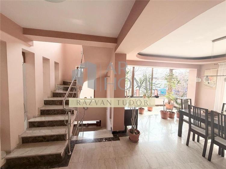 Casa 6 camere + mansarda , cu garaj , beci , Ploiesti , central