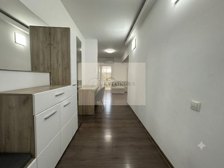 2 parcări incluse/ 4 camere/ 2 bai/ terasa 104 mp/Zona Leroy - 3
