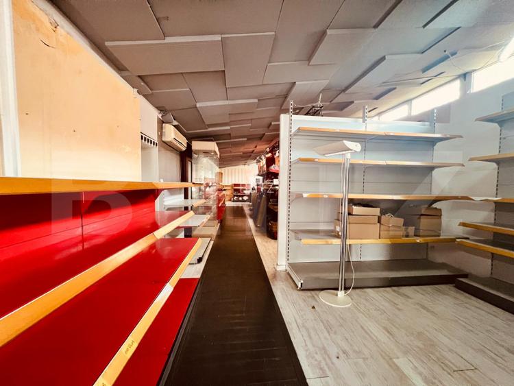 Showroom de inchiriat, 360 mp, zona Semi-centrala - 5