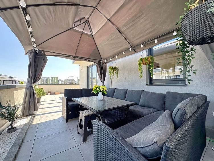 Apartament de 3 camere în Tractorul – Terasă 50 mp, Parcare Subterană