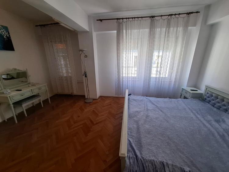Inchiriez apart 3 camere Zona Boul Rosu ID:RH-45619-property